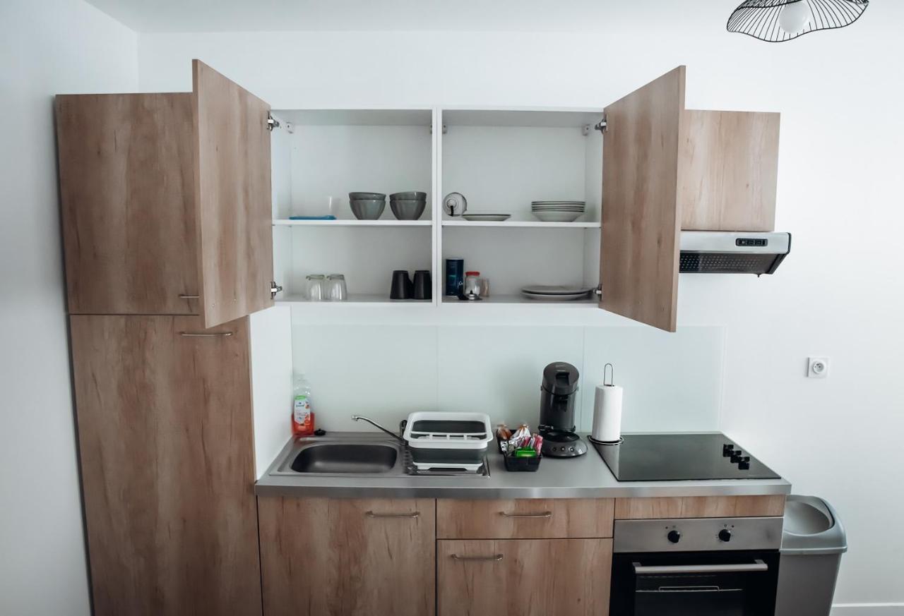 Spacieux Neuf Et Lumineux Hyper Centre Apartment Ernee Bagian luar foto